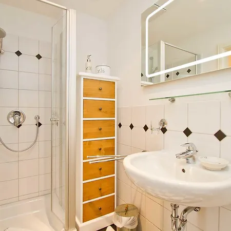 Apartment Damaris - Apartement 54 Neuhof (Heringsdorf)